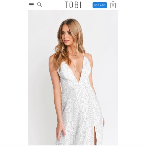 *NWT* Tobi Swoon Over You White Lace Maxi Dress Size M - Picture 2 of 8